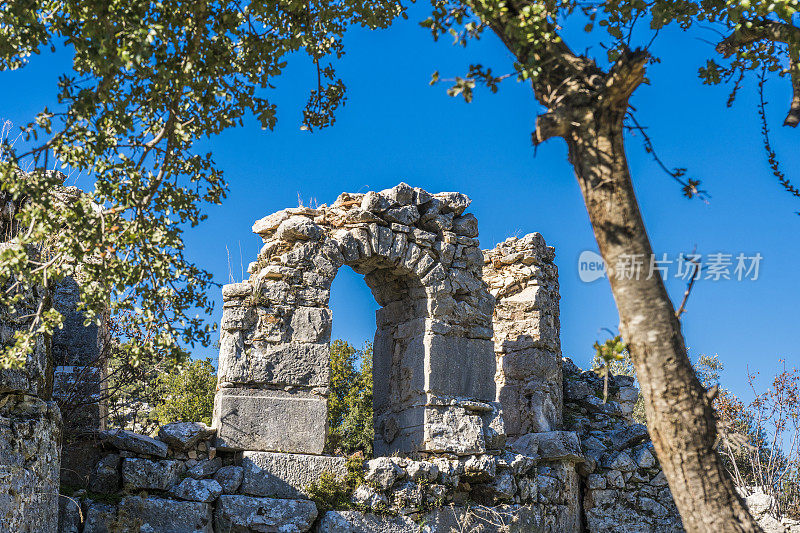 来自Dodurga村的Sidyma古城。Fethiye, Mugla，土耳其。